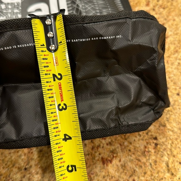 NEW ❤️ LULULEMON REUSABLE BE ALL IN TOTE BAG WITH BLACK HANDLES AND SNAP CLOSURE - Picture 9 of 9